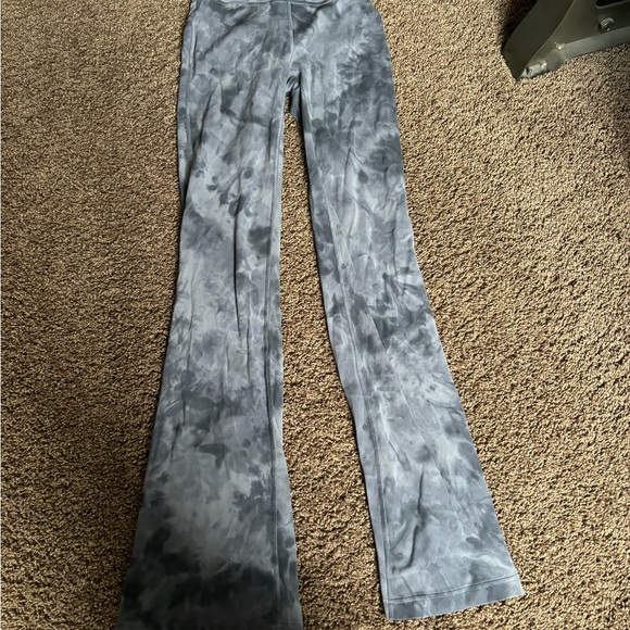 Tye Dye lululemon set - Picture 3 of 7